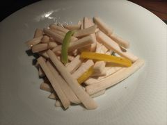 -花菇朵·云山雀 ll 野生菌锅·野果酸汤·精品滇菜(万柳店)