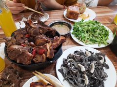 -宝瑞门钉肉饼店