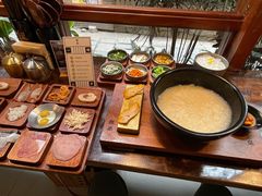 -银米·云南传统过桥米线(双廊黑金冠店)