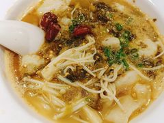 老坛酸菜鱼饭-南城香(北京南站店)