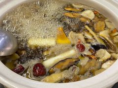 招牌秘制土鸡锅底-名善山珍·野生菌汤锅(文殊院店)