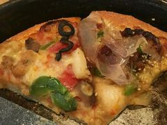 酥皮芝心海陆双尊比萨-必胜客(龙湾万达店)
