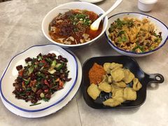 -黔大人·贵州花溪牛肉粉(宝能太古城店)