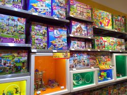 -乐高授权专卖店(朝阳大悦城店)