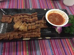 -香巴拉云南餐厅(华莱坞店)