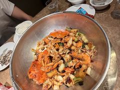 -七欣天香辣蟹火锅(上海银亿滨江店)