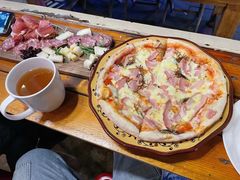 -Gather pizza