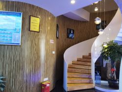 -比华利美容医院