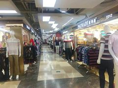 -广州白马服装市场