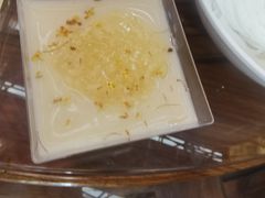-香麒园·过桥米线·南湖雅宴