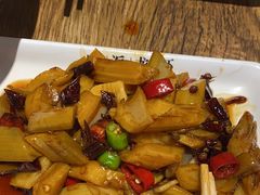 -叶派龙虾•招牌香辣蟹·海鲜(中海国际店)