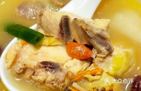 Stewed Flower Jelly with Qingyuan Chicken