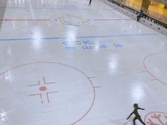-奥山冰场(奥山世纪城店)