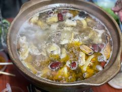 炭炉果鸡煲-威邵鸡煲(西华路总店)