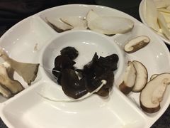 -有料儿铜锅(白堤路店)