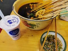 -拈签一笑黄牛肉辣卤串串
