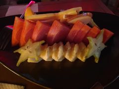 -FOUR PLAY BAR