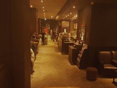 -星巴克臻选(南京金茂览秀城店)