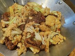 -黄泥岗·地道湖北菜(奥特莱斯店)