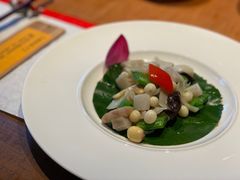 荷塘月色-鲤院·新中式美学·庭院餐厅(夫子庙店)
