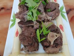 -苏莱特色牛骨滩羊手抓馆(长城东街总店)