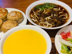 -清真吴记门钉肉饼·喜多利