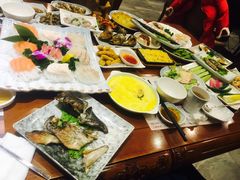 -青瓦餐厅·生鱼片·韩园烤肉(西塔店)