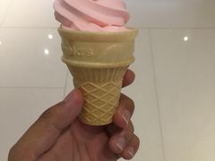 圆筒冰淇淋-麦当劳(东吴广场银泰城店)
