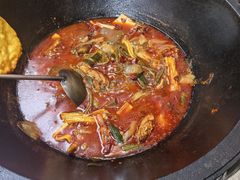 -曹丞相·地锅鸡·地锅鱼(武林店)