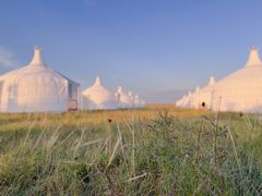 -呼伦贝尔大草原巴尔虎蒙古部落民俗旅游度假景区