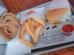 -FATBURGER 特富客汉堡(外交公寓店)