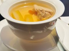 雪莲果鲜人参炖土鸡-景忆川·川粤菜