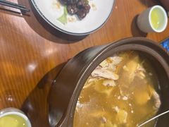 -房县土本味土鸡汤特色餐厅(沌口店)