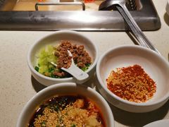 -海底捞火锅鲜切牛肉主题店(长寿路店)