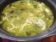 -周鱼小馆石锅酸菜鱼(活力汇店)