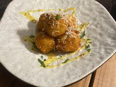 -MONICH牛排融合餐厅(和义大道购物中心店)