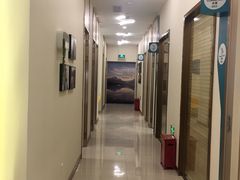 -维乐口腔(美维云门诊陆家嘴店)