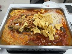 -在巷子里的烤肉店·螺蛳粉烤鱼·牛蛙(和美城店)