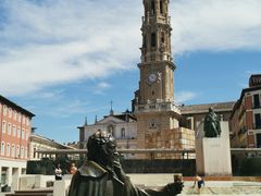 -皮拉尔圣母圣殿主教座堂