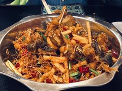 干锅牛蛙-馋嘴蛙火锅