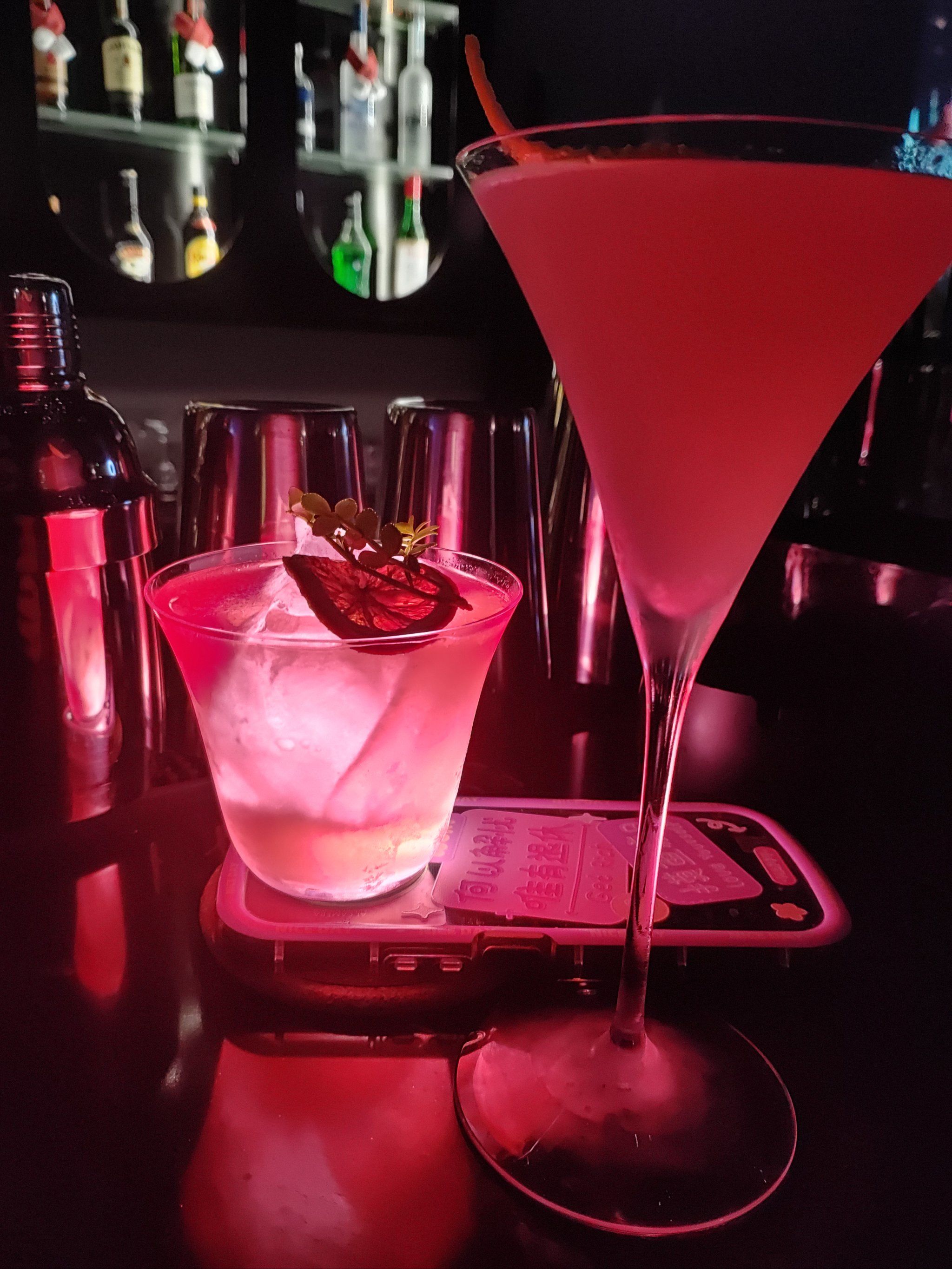 杭州这家酒吧也太卷了吧,竟然能看流星雨!