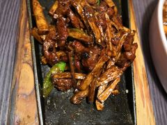 -孙家外婆•长春地标美食新名片(吾悦广场店)
