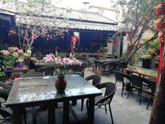 -巷里老院花园餐厅