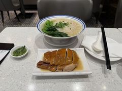 -香港新发烧腊茶餐厅(水围店)