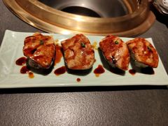 -铭牛烧肉·和牛海鲜自助(高新月牙湖店)