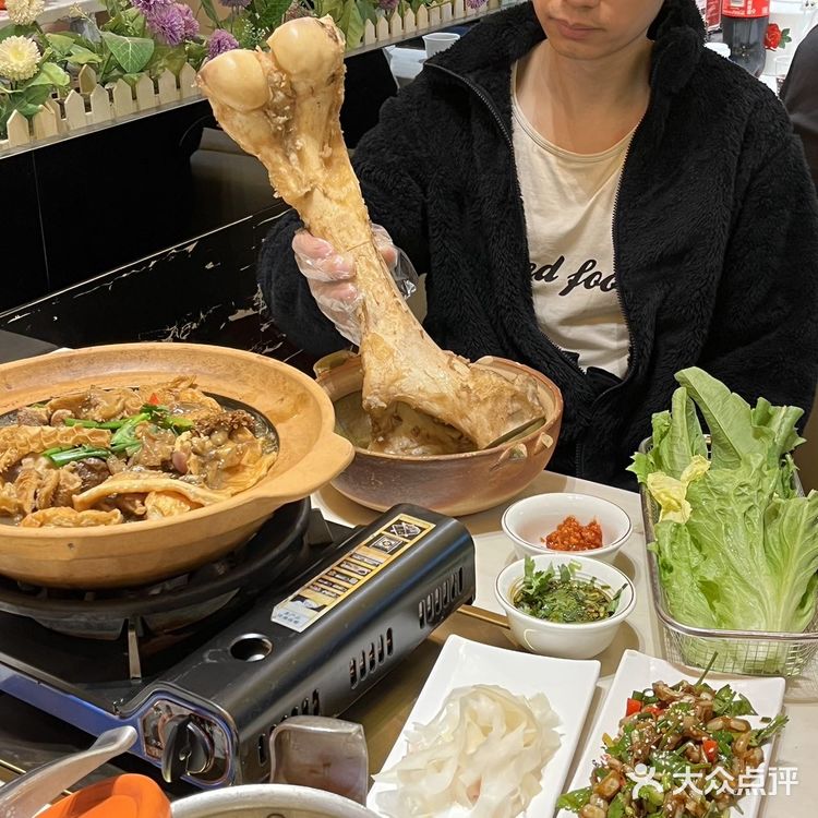 老广饭堂|想吃童年牛杂煲就会想起它…