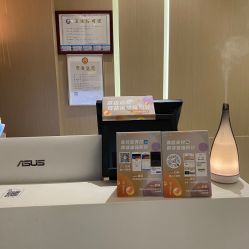 -苑苑vbeauty科技美容SPA