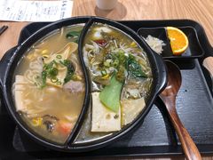 -东家火锅米线 Boss D - Hot Pot Rice Noodle