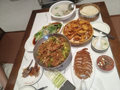 -梅利汴京烤鸭•开封豫菜地标店(东司门店)