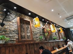 -弄堂咪道-饭香·面香·馄饨香(钦州北路田尚坊店)
